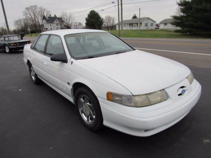 Photo for 1995 Ford Taurus